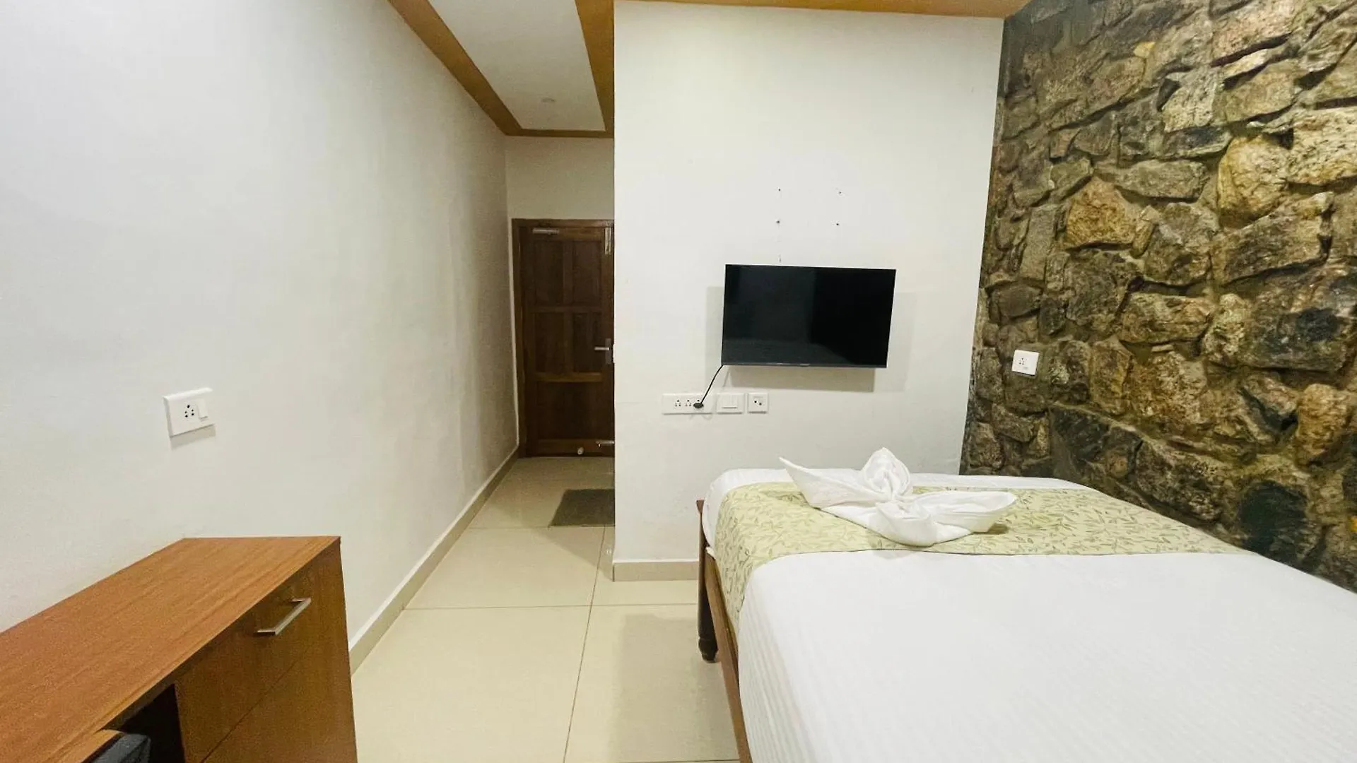 Thottom Stays Munnar, Forest Bungalow Santhanpara