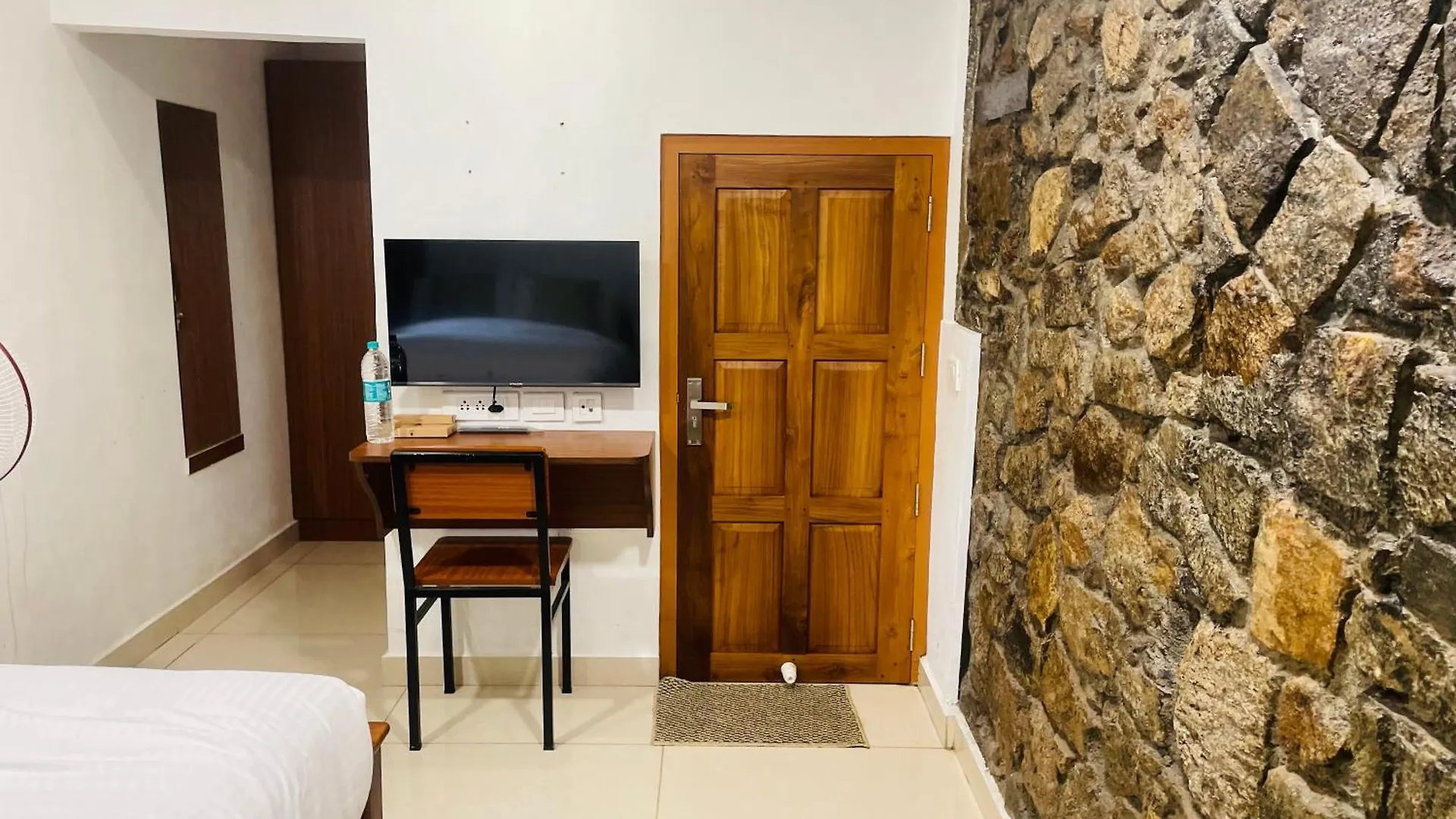 Thottom Stays Munnar, Forest Bungalow Santhanpara Bed & Breakfast