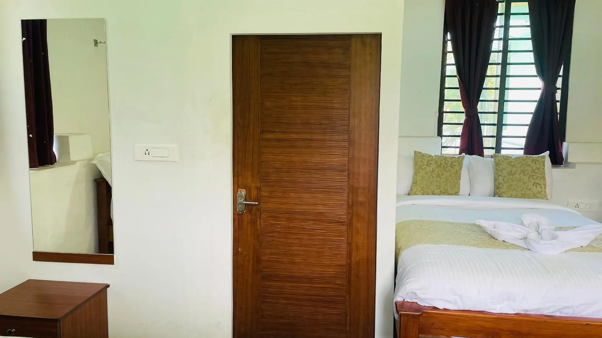 Thottom Stays Munnar, Forest Bungalow Santhanpara 0*,  Indien