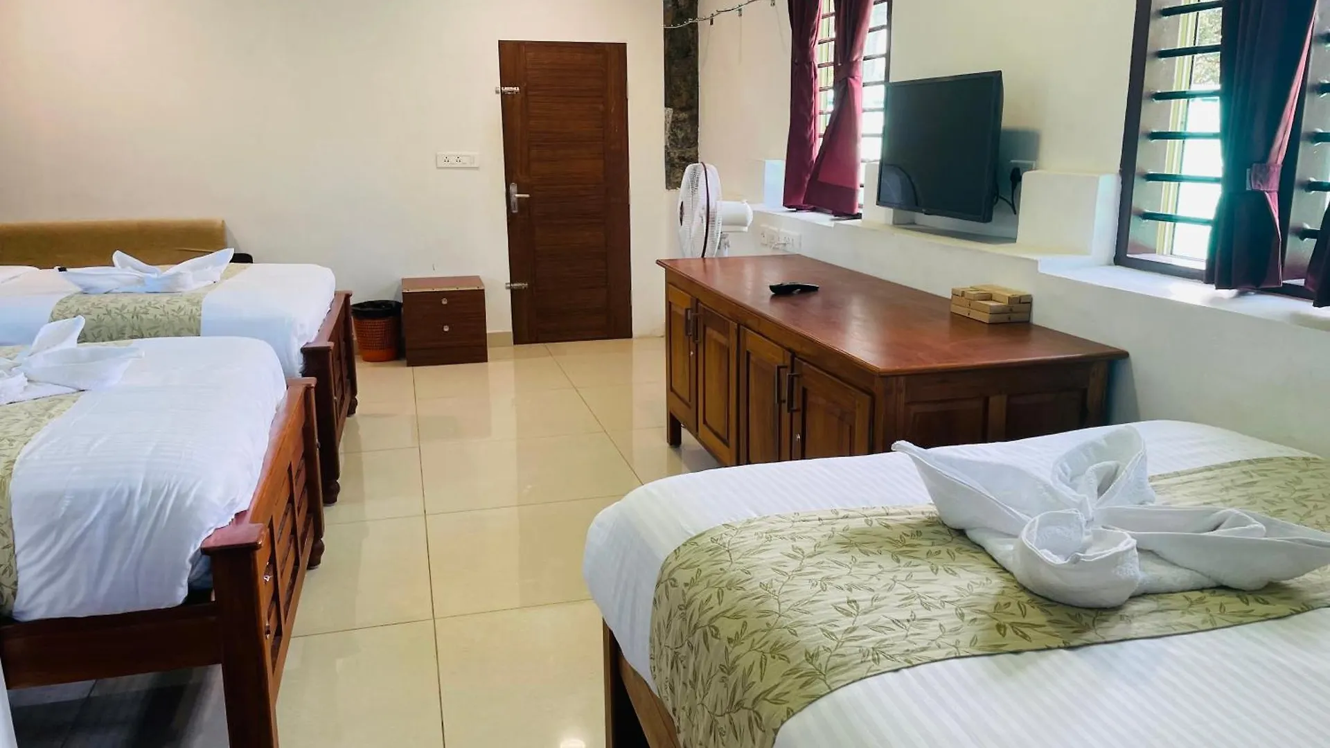 Thottom Stays Munnar, Forest Bungalow Santhanpara