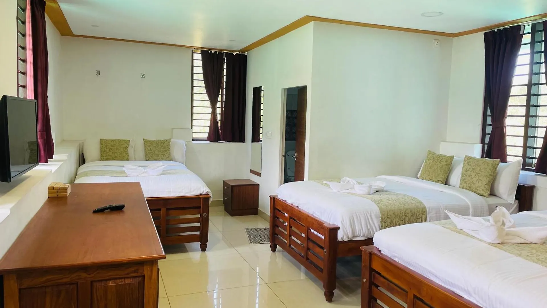 Thottom Stays Munnar, Forest Bungalow Santhanpara Bed & Breakfast